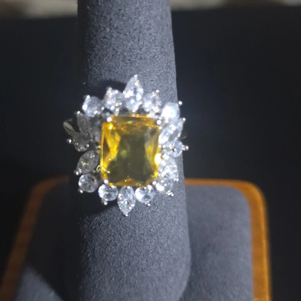 ALLURE  Yellow and Silver Gemstone Ring